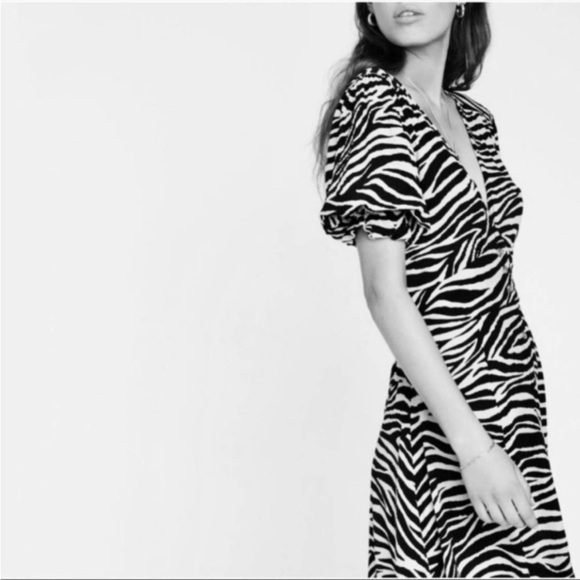 NWT Faithfull the Brand Marie Louise Midi Dress Blance Animal Print Size 4 - Picture 2 of 10